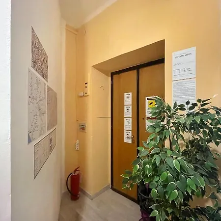 2020 Termini Rooms Gæstehus